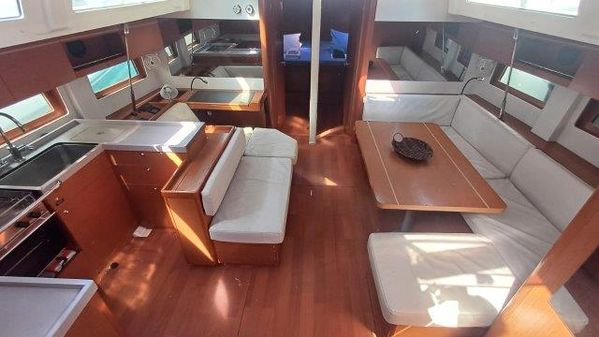 Beneteau Oceanis 51.1 image