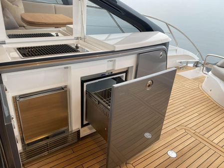 Princess Yachts V55 image