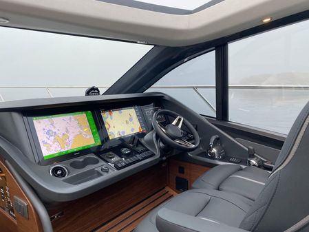 Princess Yachts V55 image