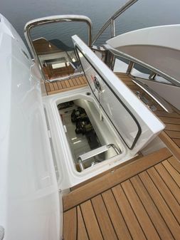 Princess Yachts V55 image