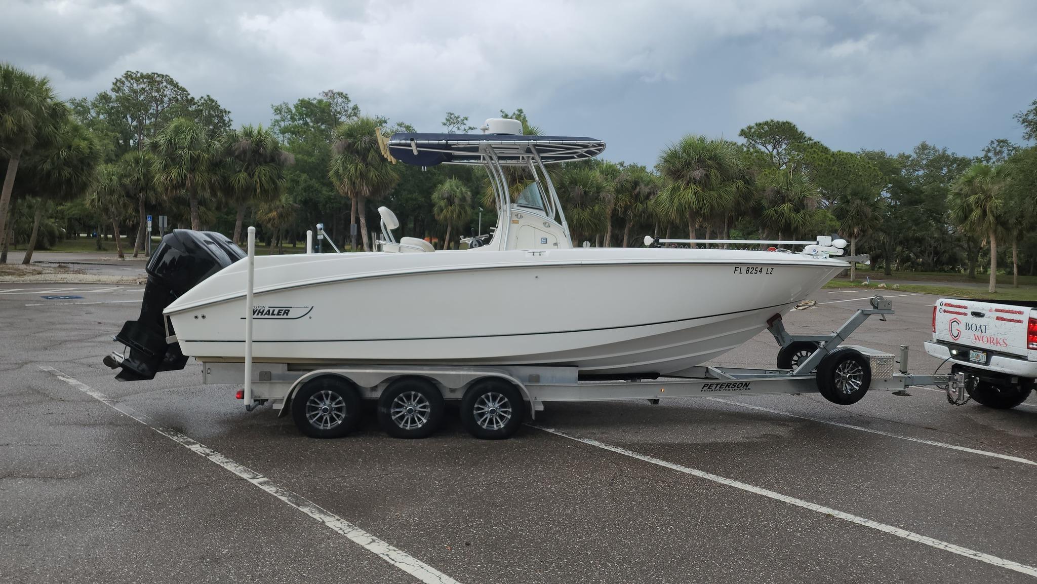 2002 Boston Whaler 270 outrage