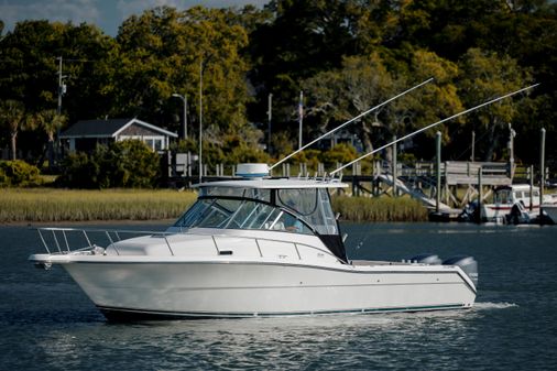 Pursuit 3070 Offshore Center Console image