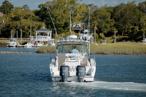 Pursuit 3070 Offshore Center Console image