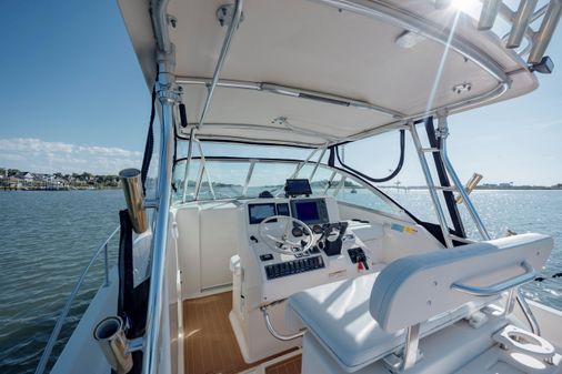 Pursuit 3070 Offshore Center Console image