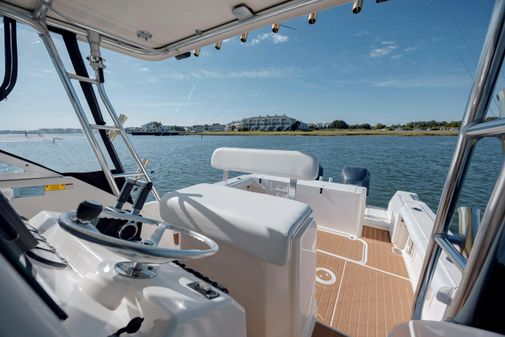 Pursuit 3070 Offshore Center Console image