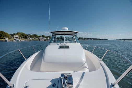 Pursuit 3070 Offshore Center Console image