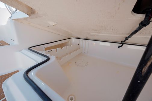 Pursuit 3070 Offshore Center Console image