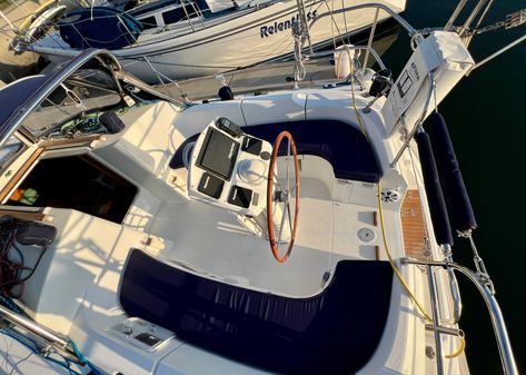 Jeanneau Sun Odyssey 35 image