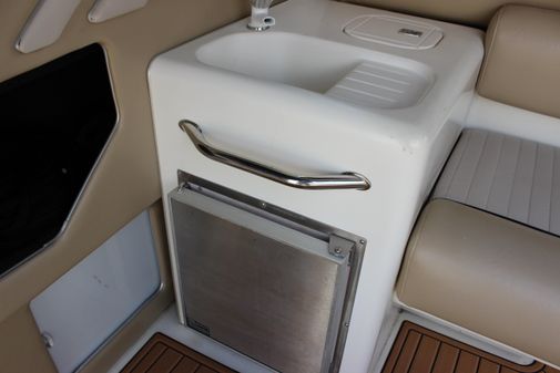 Sea Ray 400 Express Cruiser image