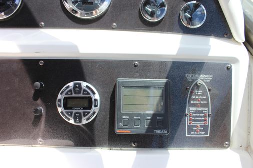 Sea Ray 400 Express Cruiser image