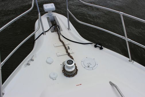 Sea Ray 400 Express Cruiser image