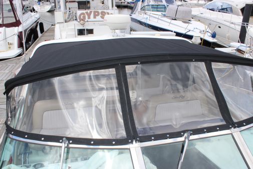 Sea Ray 400 Express Cruiser image