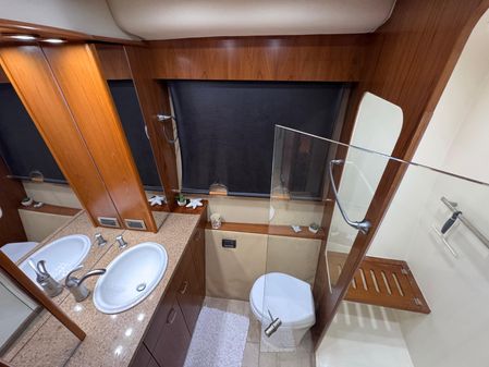 Tiara Yachts 5800 Sovran image