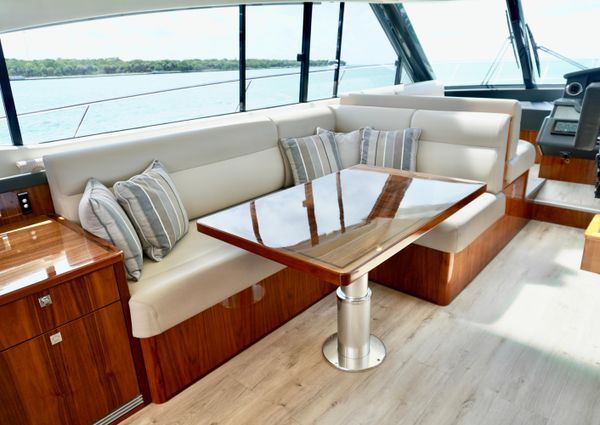 Riviera 5400 Sport Yacht image