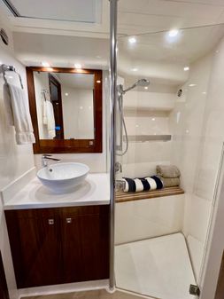 Riviera 5400 Sport Yacht image