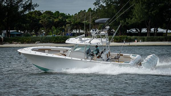 Front Runner Center Console 