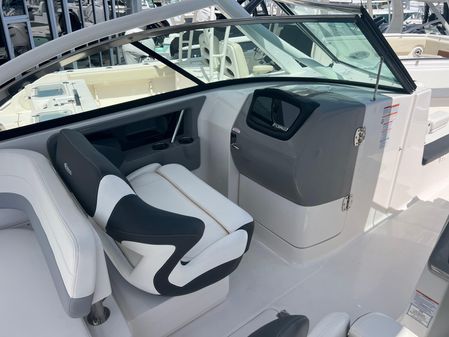 Robalo R317-DUAL-CONSOLE image