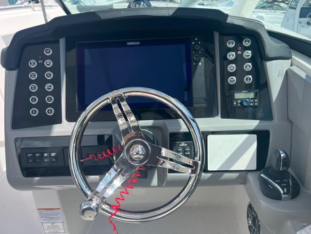 Robalo R317-DUAL-CONSOLE image