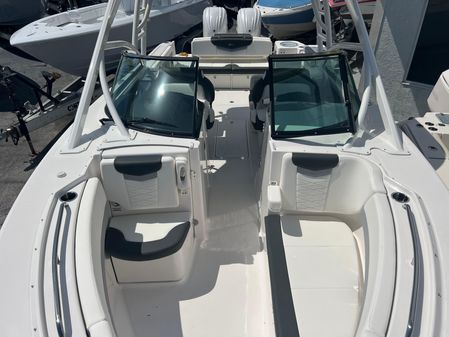 Robalo R317-DUAL-CONSOLE image