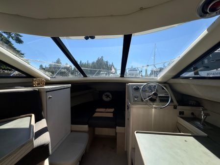 Bayliner 2858 Ciera Command Bridge image