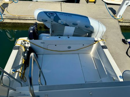 Bayliner 2858 Ciera Command Bridge image