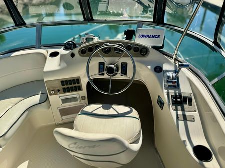 Bayliner 2858 Ciera Command Bridge image