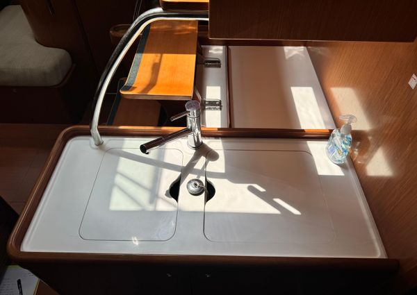 Beneteau 46 image