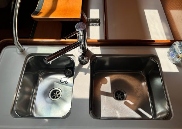 Beneteau 46 image