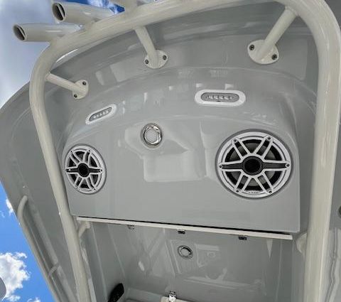 Cobia 265-CENTER-CONSOLE-OPEN image