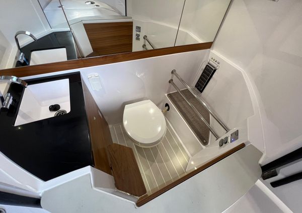 Axopar 28 CABIN image