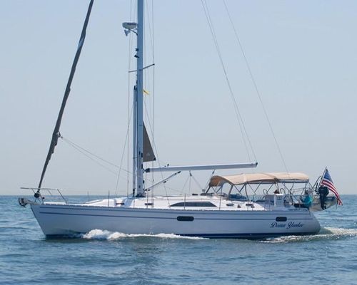 Catalina 445 - main image