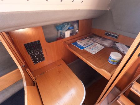 Beneteau 235 image