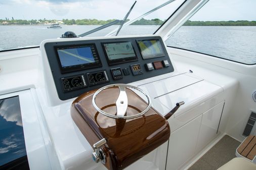 Viking 44 Open image
