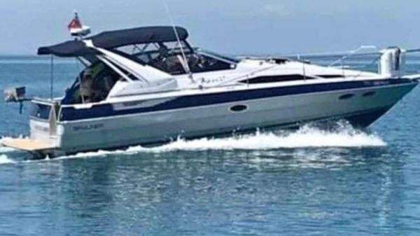 Bayliner 3255 Avanti 