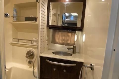 Sea Ray 370 Sundancer image