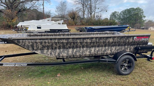 Reaper Boats Timber 656