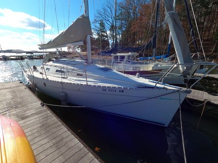 Beneteau FIRST-310 image