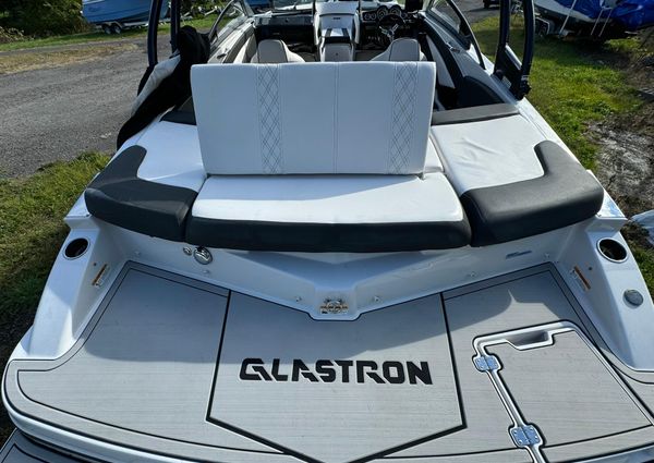 Glastron GT225 image