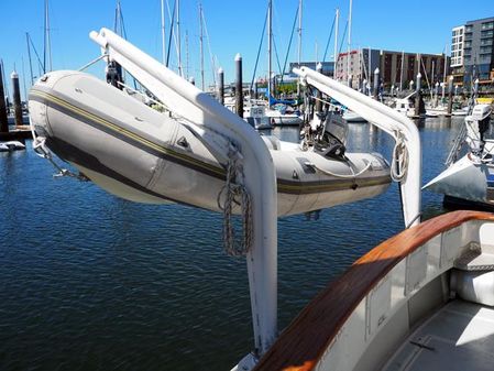 Trojan F-32 Sportfish image