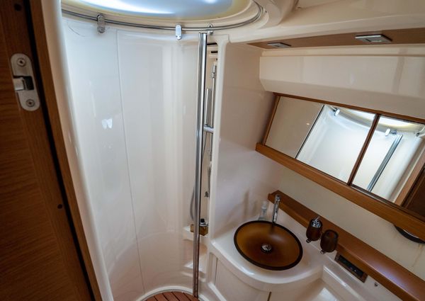 Azimut 43 FLYBRIDGE image