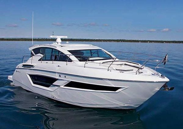 Cruisers Yachts 46 Cantius image