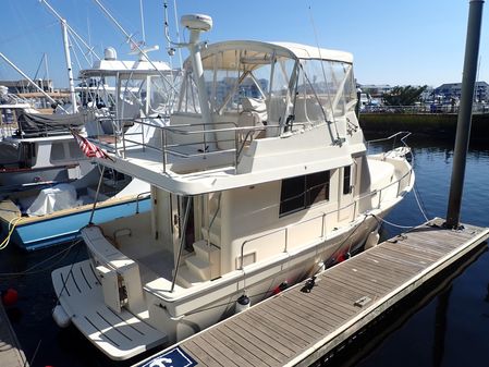 Mainship 34 Trawler image