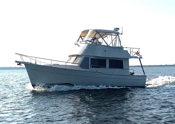 Mainship 34 Trawler image