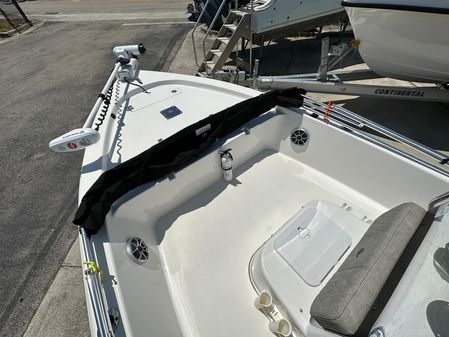 Sea Pro 172 Bay image