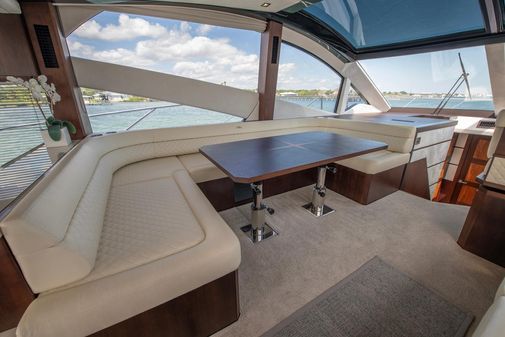 Galeon 560-SKY image