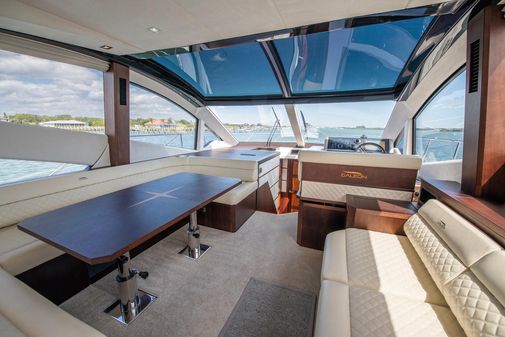 Galeon 560 Sky image