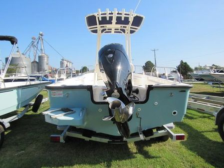 Boston-whaler 190-MONTAUK image