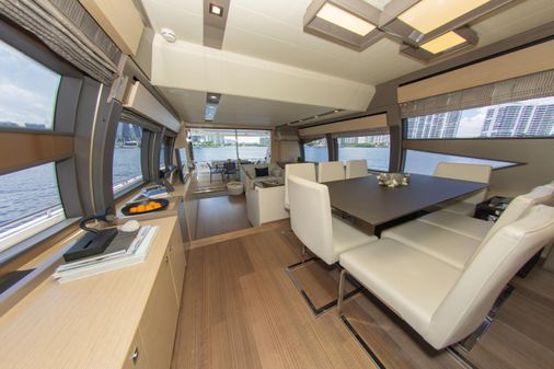 Ferretti Yachts 750 image