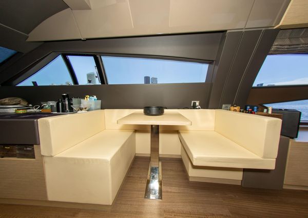 Ferretti Yachts 750 image