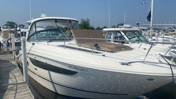 Sea Ray 350 Sundancer 